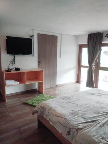 Фото номера Двухместный номер с 1 кроватью Лоджи Casa David г. Sviniţa 5